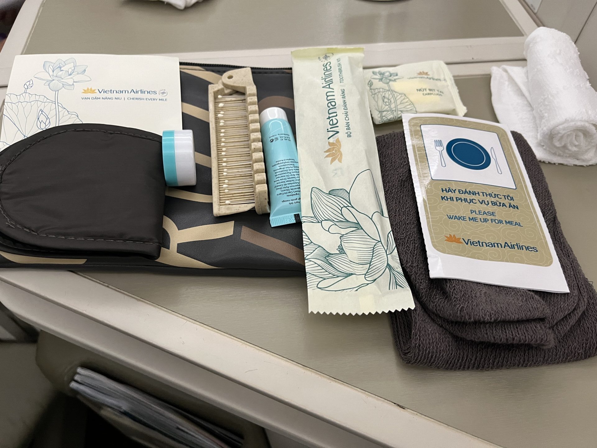 ベトナム航空 CERRUTI 1881 アメニティセット 未開封 非売品 Cerruti